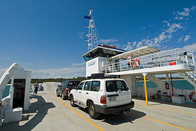 fraser island ferry